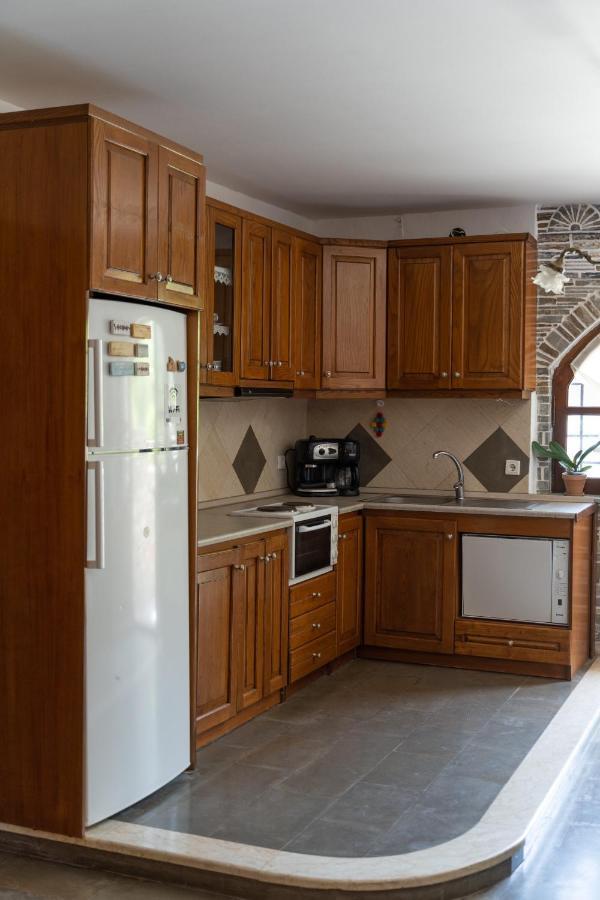 Sotiria House Apartment Sea View Lovely Garden Иериссос Экстерьер фото